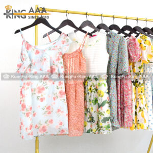Second-Hand Short Ladies Cotton Dresses