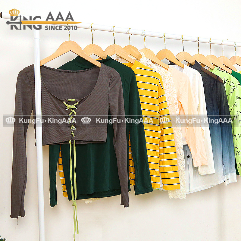 Second-Hand Ladies’ Long T-Shirts