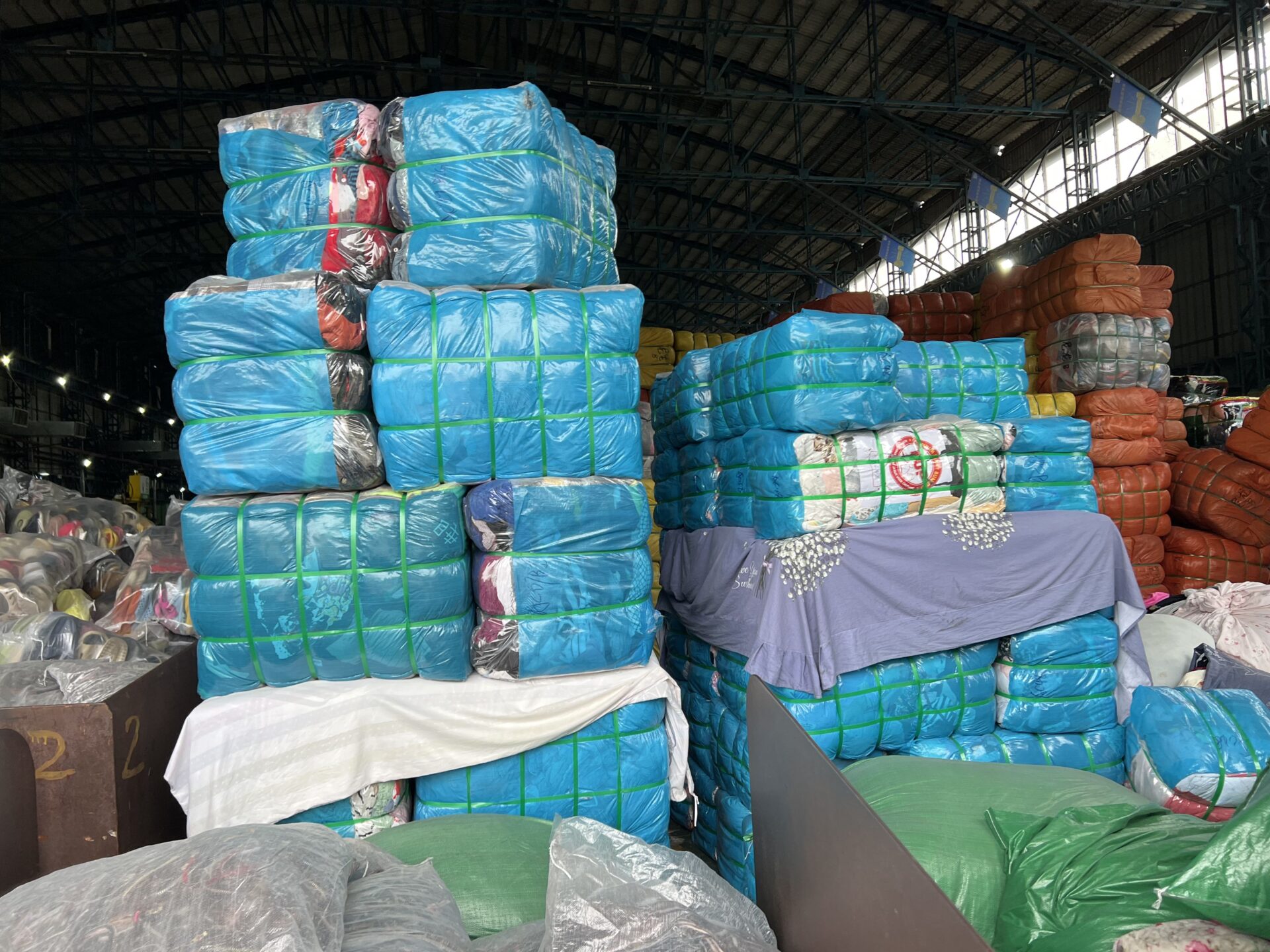 KingAAA Second-Hand Clothing Factory